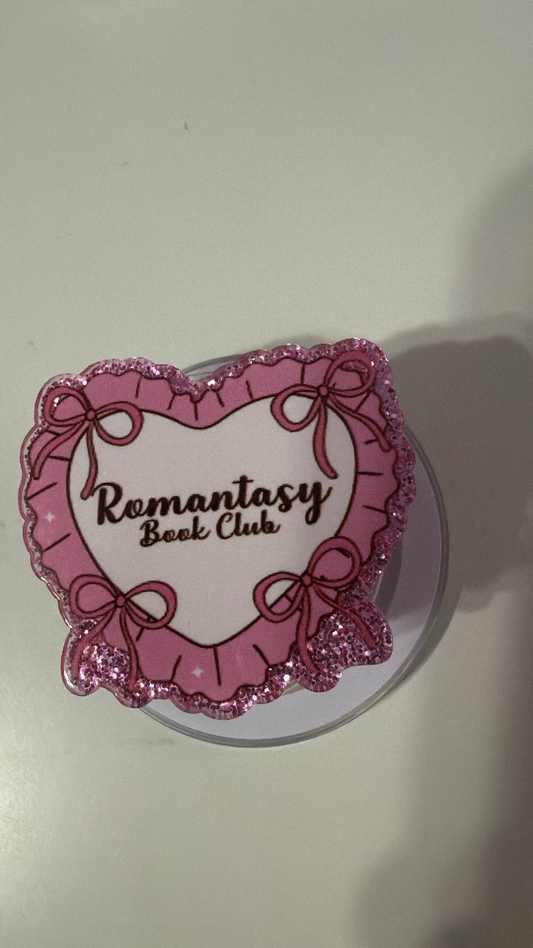 Kindle MagSafe Grip - Romantasy Book Club